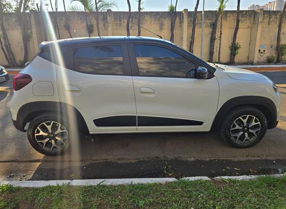 RENAULT KWID 1.0 12V SCE FLEX INTENSE MANUAL